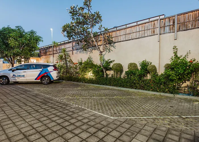 Aldeoz Grand Kancana Bali 4*